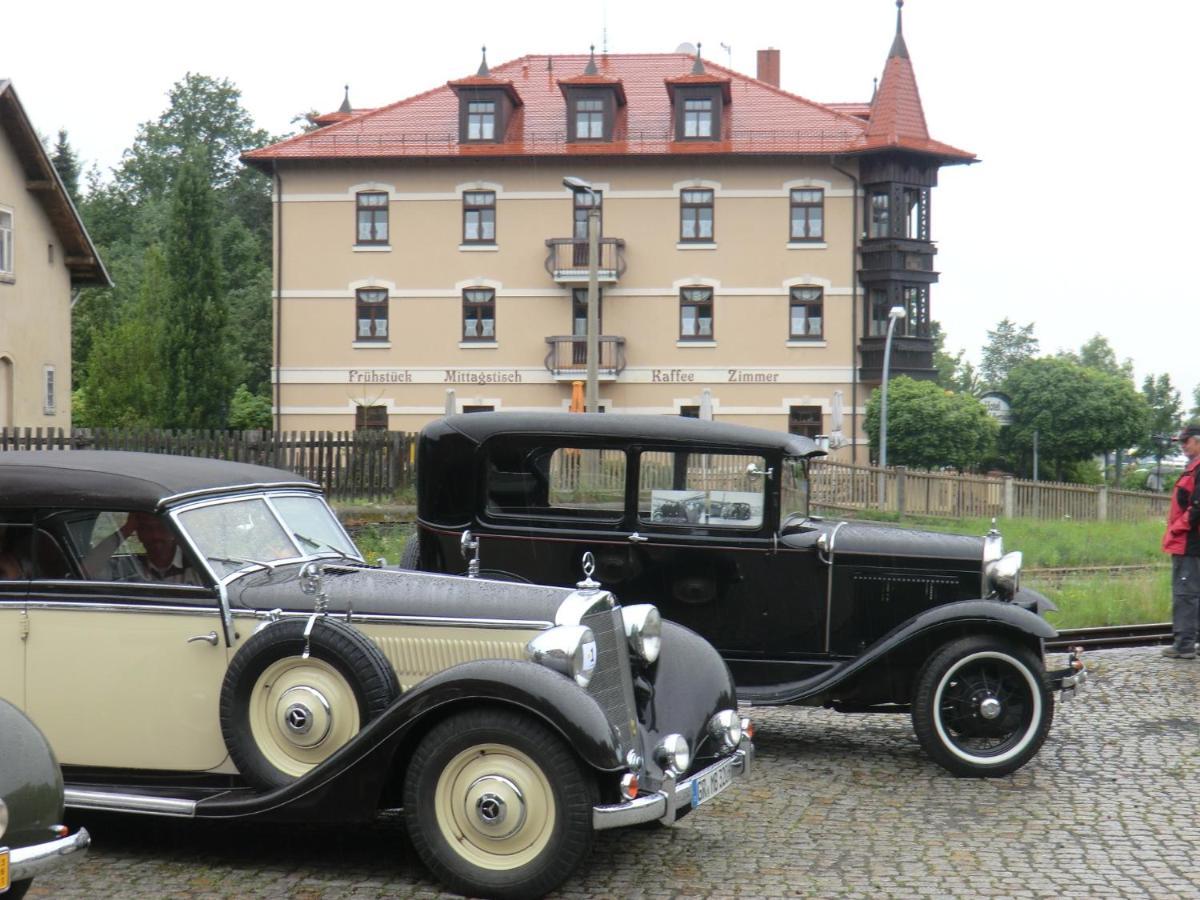Hotel Bb Bahnhof Bertsdorf Olbersdorf ภายนอก รูปภาพ