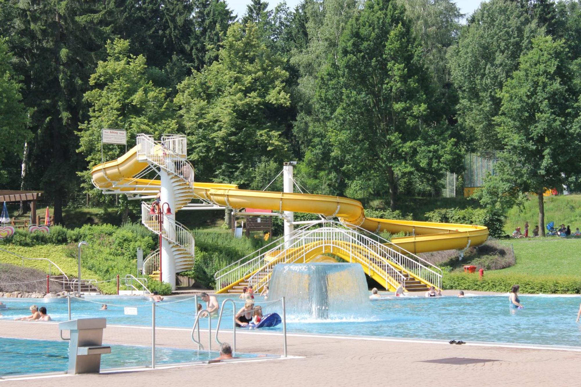 Hotel Bb Bahnhof Bertsdorf Olbersdorf ภายนอก รูปภาพ