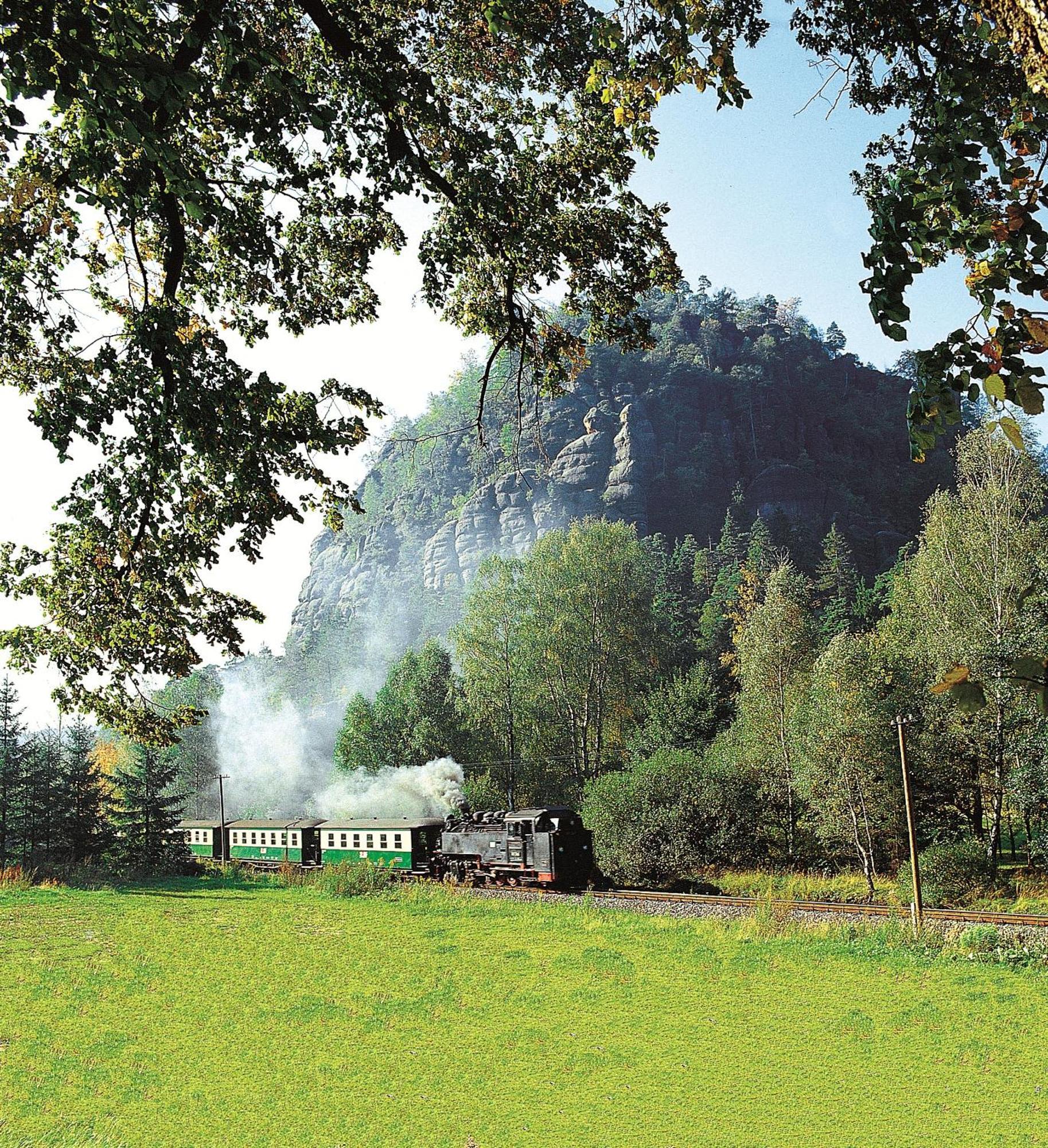 Hotel Bb Bahnhof Bertsdorf Olbersdorf ภายนอก รูปภาพ