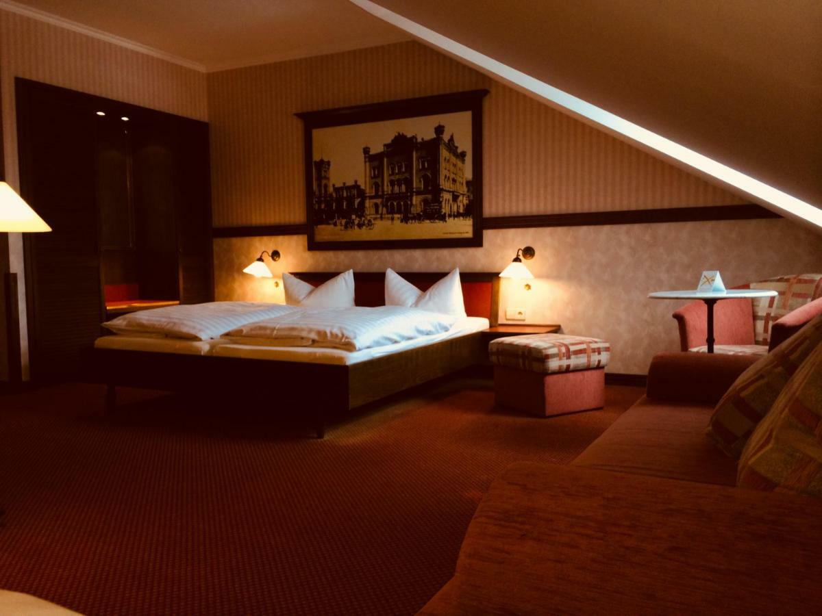 Hotel Bb Bahnhof Bertsdorf Olbersdorf ภายนอก รูปภาพ